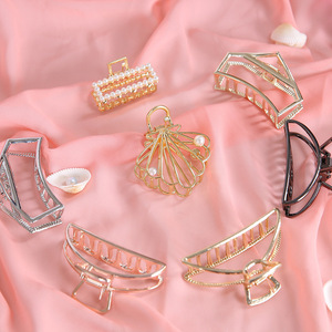 Pinces à cheveux en métal avec perles, style minimaliste élégant pour un usage quotidien - Product Image 1