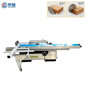 Scie à panneaux coulissante Altendorf à 45 ou 90 degrés pour la menuiserie, machine à scier à table coulissante pour charpentiers et fabricants de meubles - Product Image 1