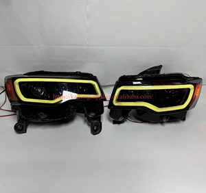 Conjunto de Faros Delanteros RGB Hechos a Mano con Efecto de Persecución, Luces Personalizadas para Jeep Grand Cherokee - Product Image 5