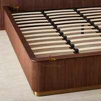 Nouvelle arrivée : Ensemble de meubles de chambre à coucher de style américain de luxe, lit king size en bois avec base en métal