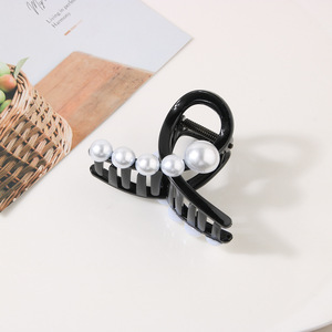 YJL Nuovi Arrivi Fermagli per Capelli con Perle all'Ingrosso Clip Premium Piccole in Stile Francese con Perle per Donne - Product Image 2