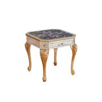 Table d'appoint de luxe style rococo français avec incrustations de coquillages, pour salon de villa, avec pieds sculptés à la main en or