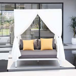 Luxe Offre Spéciale Patio Extérieur Jardin Simple Blanc En Aluminium Tissé Double <span class=keywords><strong>Chaise</strong></span> <span class=keywords><strong>Longue</strong></span> <span class=keywords><strong>avec</strong></span> Rideaux <span class=keywords><strong>Auvent</strong></span> - Product Image 1