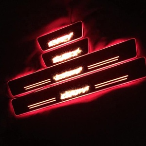 Set di 4 Pezzi Battitacco LED Dinamici per <span class=keywords><strong>Auto</strong></span>, Protezione Soglia <span class=keywords><strong>Porta</strong></span> per Fit 2014-2018 - Product Image 3