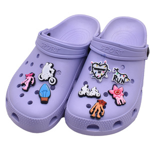 HY 2026 Accesorios de Decoración para Zapatos de <span class=keywords><strong>Stranger</strong></span> <span class=keywords><strong>Things</strong></span> de Alta Calidad, Hebillas de PVC Suave, Dijes de Goma para Zapatos DIY para Niños, Zuecos - Product Image 2