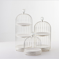 Support à gâteaux romantique en métal doré en forme de cage à oiseaux avec 2 et 3 niveaux de plateaux en céramique pour la Saint-Valentin
