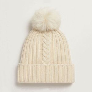 Gorro de Invierno Cálido y Grueso, Tejido con Trenzas, Protección para las Orejas, Gorro de Punto para Mujer, con Pompón - Product Image 3