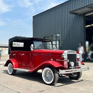 Auto Eléctrico de Transporte Especial de Estilo Retro Rojo Clásico Vintage de Alta Calidad en Venta - Product Image 4