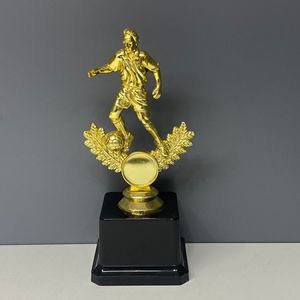 Trofeo de Fútbol de Plástico de 20 CM, Premio Deportivo Duradero, Etiqueta Personalizable - Product Image 1