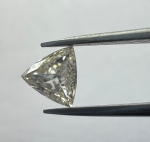 Impresionante Diamante Suelto Cultivado en Laboratorio, Corte Trilliant, Brillo Romántico, Claridad Excelente, Color I, Perforado con Láser para Joyería Fina y Significativa - Product Image 3