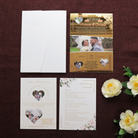 Invitación DE BODA acrílica con espejo dorado impreso con foto personalizada con chaqueta de bolsillo con estampado en caliente de tres pliegues blanco sobre Vertical