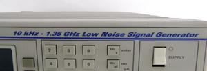 IFR 2040 10khz-1.35Ghz เครื่องกำเนิดสัญญาณเสียงรบกวนต่ำ 9.15 ออปติคอล 2 ชิ้นบุบเสียหาย ใช้งานได้ตามสภาพเดิม มือสอง - Product Image 5