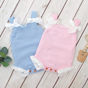 Mimixiong Vente en gros Vêtements pour bébés et enfants Combinaison en jersey tricoté à volants pour bébés filles, barboteuse unie de boutique avec nœud à l'épaule - Product Image 2
