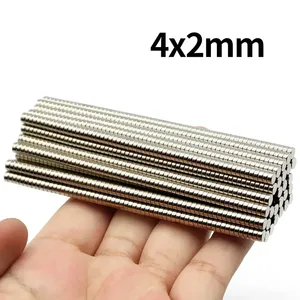 Aimants en néodyme super puissants 4x2mm N35 NdFeB, aimants permanents, implants magnétiques ronds, usage industriel puissant, Chine - Product Image 1
