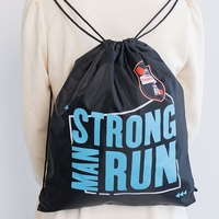 Sac à dos de sport en polyester avec cordon de serrage pour la course, la gym et l'entraînement, personnalisable avec logo, idéal pour les événements promotionnels et les marathons (OEM usine)