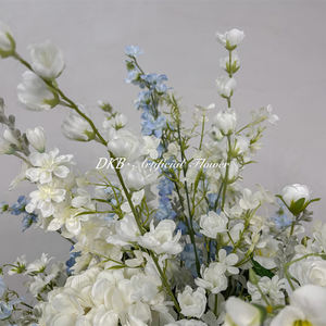 Centres de table de mariage populaires, boule de fleurs artificielles en soie bleue et blanche réaliste, faite à la main, moderne, 70 cm, pour la décoration de table de mariage - Product Image 4
