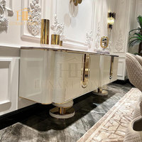 Nouvelle arrivée 2025, ensemble de table à manger moderne de luxe avec plateau en marbre, 8 places, mobilier de salle à manger pour hôtel