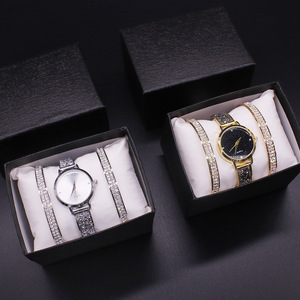 Dernier <span class=keywords><strong>Prix</strong></span> Promotionnel Montres pour Femmes Bracelet Doré Cadran Étoilé <span class=keywords><strong>Quartz</strong></span> Sets de Montres pour Dames - Product Image 4