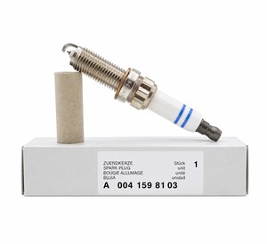 Bougie d'allumage en iridium en gros A0041598103 0242140521 pour Mercedes Benz C300 C350 E350 ML350 S500 Pièces de moteur automobile - Product Image 1