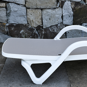 مانعة للتعديل البلاستيك الشاطئ Sunlounger في الهواء الطلق سرير شمسي المتسكع مع مسند ذراع - Product Image 4
