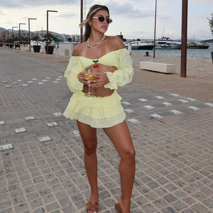 King Mcgreen Star Conjuntos de <span class=keywords><strong>2</strong></span> piezas Minifalda con volantes Top corto de manga larga Ropa de otoño Mujeres Cute Cherry Sexy Trajes de vacaciones - Product Image 6