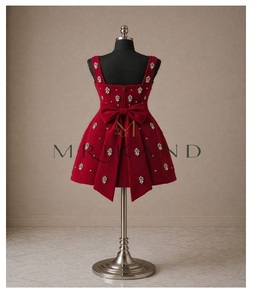 Elegante Vestido de Noche Mini de Algodón y Seda con Adornos de Piedras y un Impresionante Diseño de Lazo en la Espalda, Venta al Por Mayor - Product Image 2