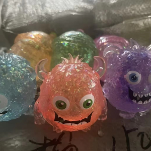 Juguetes Antiestrés de EVA con Purpurina Surtida, para Niños de 8 a 13 Años, Unisex, con Forma de Medusa, Monstruo, Taza de Té Boba y Corazones - Product Image 2