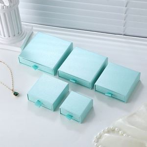 Caja de Regalo de Lujo para Anillos, con Logotipo Personalizado, Empaque de Cartón para Pulseras, Collares y Pendientes - Product Image 1