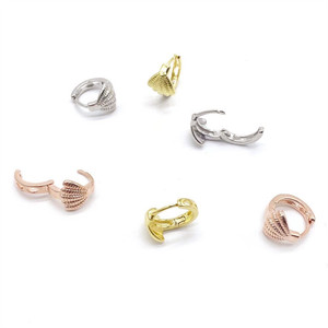 Zhenlu Jewelry Geometric Scallop Clip-on <b>Earrings</b> Gold Silver Rose Gold Everyday Wear - Product Image 2
