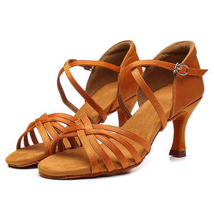 Chaussures de danse latine classiques pour femmes avec talon Nouvelles baskets de salle de bal Salsa pour femmes - Product Image 1