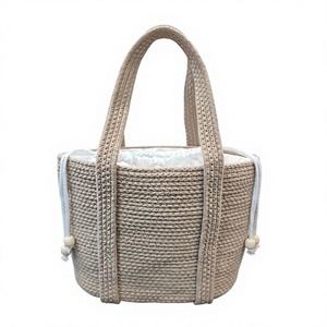 Sac fourre-tout de voyage unique en crochet tressé avec poignées durables et fermeture ouverte, style bohème, couleur unie, sacs tissés à la main - Product Image 1