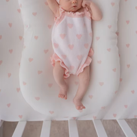 Débardeur en tricot personnalisé pour bébé fille, motif cœur à volants en coton, rose, sans manches, doux et confortable