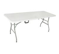 Table de traiteur pliante en plastique portable pour l'extérieur en gros Table pliante de 180cm bon marché pour mariage et événement