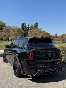 ชุดแต่งตัวถังคาร์บอนไฟเบอร์ MSY สำหรับ Rolls-Royce Cullinan ประกอบด้วยกันชนหน้า-หลัง สปอยเลอร์ ฝากระโปรง และสเกิร์ตข้าง - Product Image 4