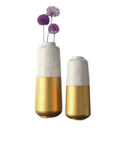 Diseño atractivo Forma de botella Florero Hogar Decorativo Interior Acabado antiguo Tamaño personalizado Florero de metal Maceta - Product Image 3