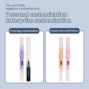 Plumas Estilográficas Personalizables con Logotipo en Degradado de Color, Renderizaciones de Diseño Gratuitas, Incluidos Cartuchos de Tinta de Plástico Negro y Azul - Product Image 3