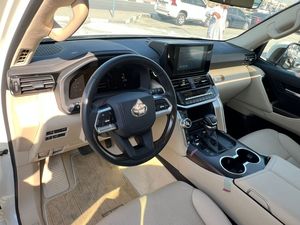 Toyota <span class=keywords><strong>Land</strong></span> <span class=keywords><strong>Cruiser</strong></span> GXR 2024, Motor 4.0L/V6, 271 HP, 385 Nm de Torque, Volante a la Izquierda, 7 Asientos, Euro IV - Product Image 6