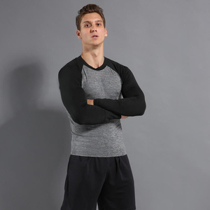 Chemise à manches longues pour hommes de qualité tactique à régulation thermique pour un entraînement croisé optimisé pour la récupération athlétique - Product Image 1