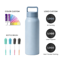 Bouteille d'eau isotherme personnalisée en acier inoxydable 18/8 avec boucle de transport et couvercle à vis, gourde portable à double paroi isolée pour le voyage et la salle de sport