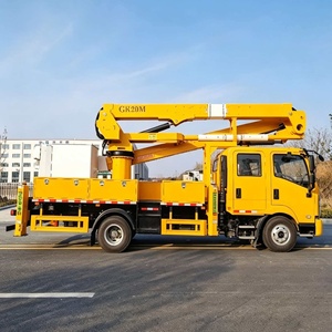 Camion plateforme élévatrice isolé d'une marque réputée, à double compartiment de 20 mètres, utilisé pour l'entretien des lignes électriques, diesel - Product Image 4