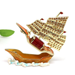 SHINNYGIFTS ручная роспись эмалированный парусный корабль фигурка фэн-шуй богатство процветание украшение жестяная коробка парусная лодка Декор - Product Image 3