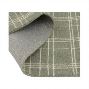 Alfombra moderna de lana a cuadros verde claro, acolchada, para interiores y exteriores, directamente de fábrica en grandes cantidades. - Product Image 1