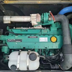 Excavatrice Volvo EC210 d'occasion de taille moyenne, 20 tonnes, avec boîte de vitesses, certifiée CE EPA, équipement lourd, moteur, brise-roche Kohler, ripper – Vente chaude - Product Image 6