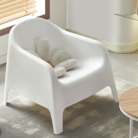 Fauteuil de loisirs ergonomique minimaliste multicolore en plastique avec dossier incurvé pour appartement et patio