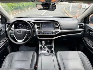 Toyota Highlander 2018 2.0T Turbo Trazione Integrale SUV 7 Posti Standard di Emissione Nazionale V con Rapporto di Ispezione Completo - Product Image 6