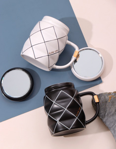 Vente en gros de tasses à lait en céramique de 13 oz, design géométrique, tasse à latte, tasse à café rétro avec couvercle - Product Image 2