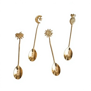 Ensemble de Couverts de Luxe Décoratifs en Acier Inoxydable et Couverts Jetables en Bois pour la Maison, les Hôtels et les Mariages - Commande Directe - Product Image 1