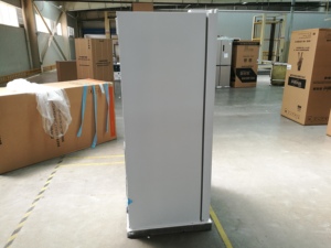 ตู้เย็นแบบมีช่องแช่แข็งข้างๆ รุ่น Vestar Smart Large Water Dispenser มาตรฐานยุโรป สำหรับใช้ในบ้าน - Product Image 3