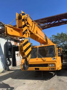 Grúa Móvil Usada Kato de 40 Toneladas con Motor Cummins, Componentes Kawasaki ENERPAC, Pluma de 30M, Equipo de Elevación para Construcción - Product Image 6