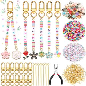 2823 Pcs Manik-Manik Gantungan Kunci DIY Perlengkapan Kerajinan Pembuatan Tas Gantungan Huruf Manik-Manik untuk Hadiah Perhiasan Gantungan Kunci Aksesoris Perhiasan Tas Ransel - Product Image 1